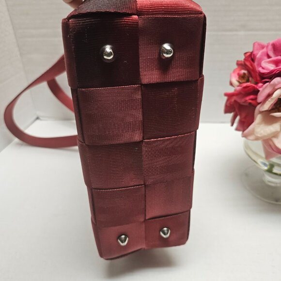 Harveys Seatbelt Dark Red Woven Small Tote Vintage Y2K Purse Shoulder Bag - Picture 7 of 14